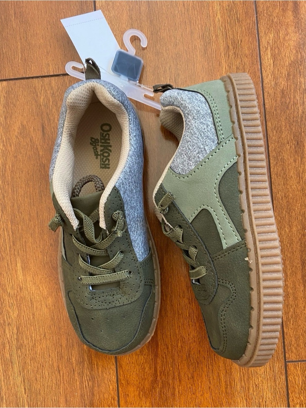 New boys Sz 13 OshKosh B'gosh Olive Green and Gray No tie shoes